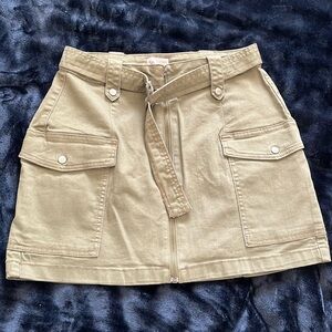 SO green khaki skirt with side pockets and belt size 11